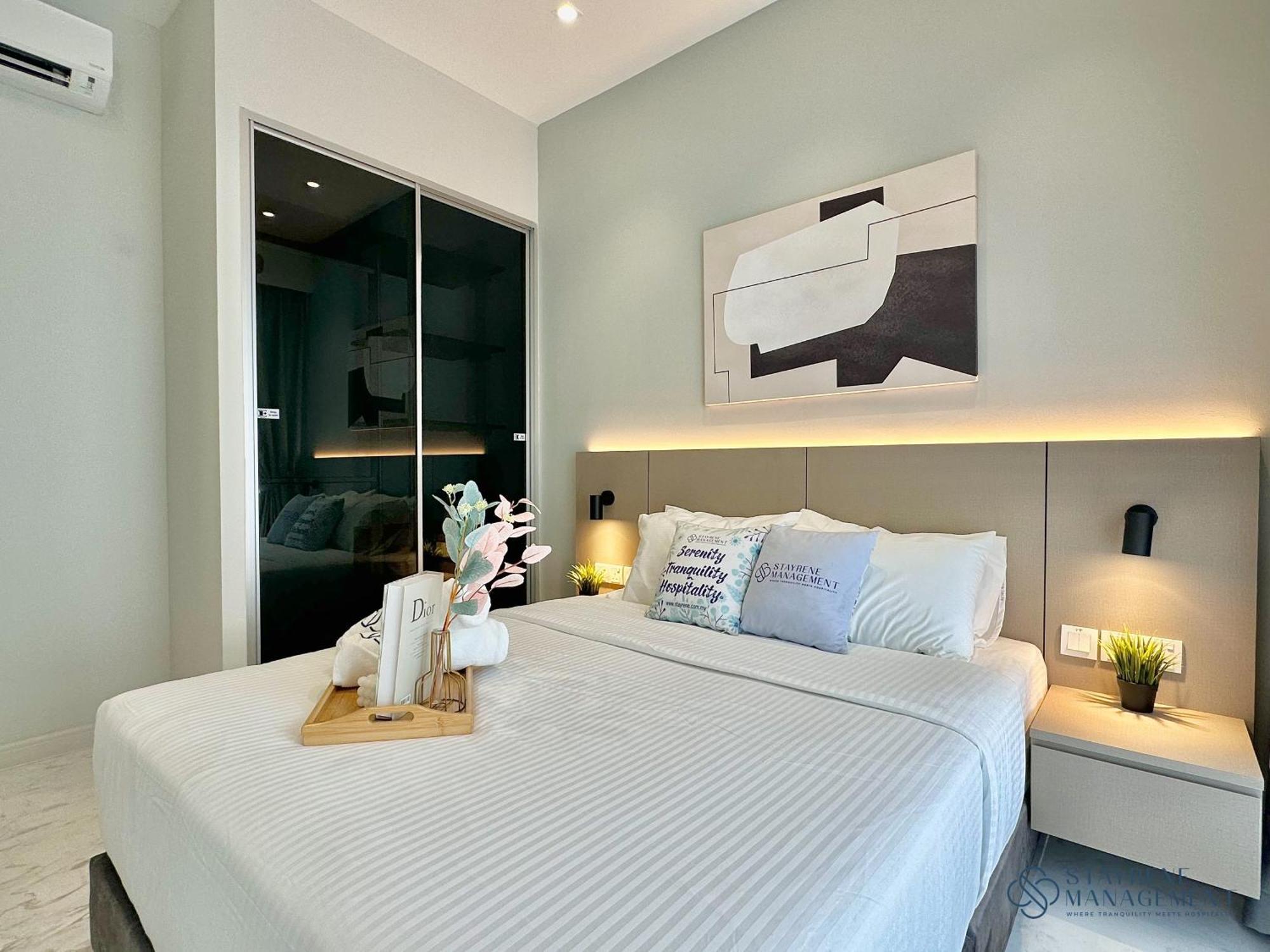Apartment Setia Sky 88 With Sunset View By Stayrene