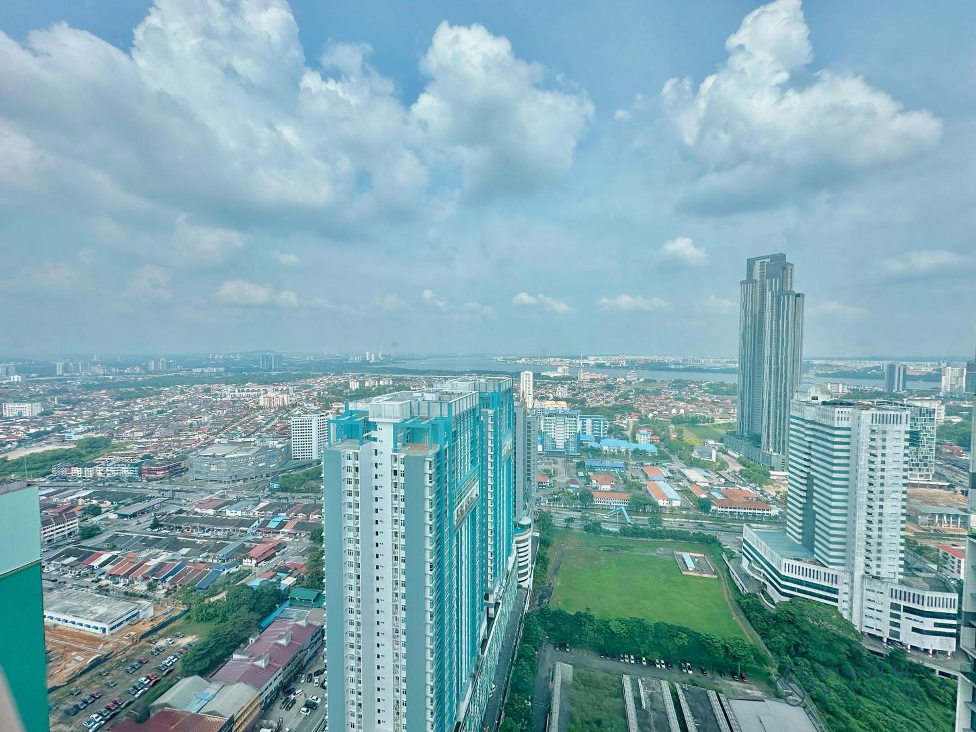Apartemen Setia Sky 88 With Sunset View By Stayrene Johor Bahru