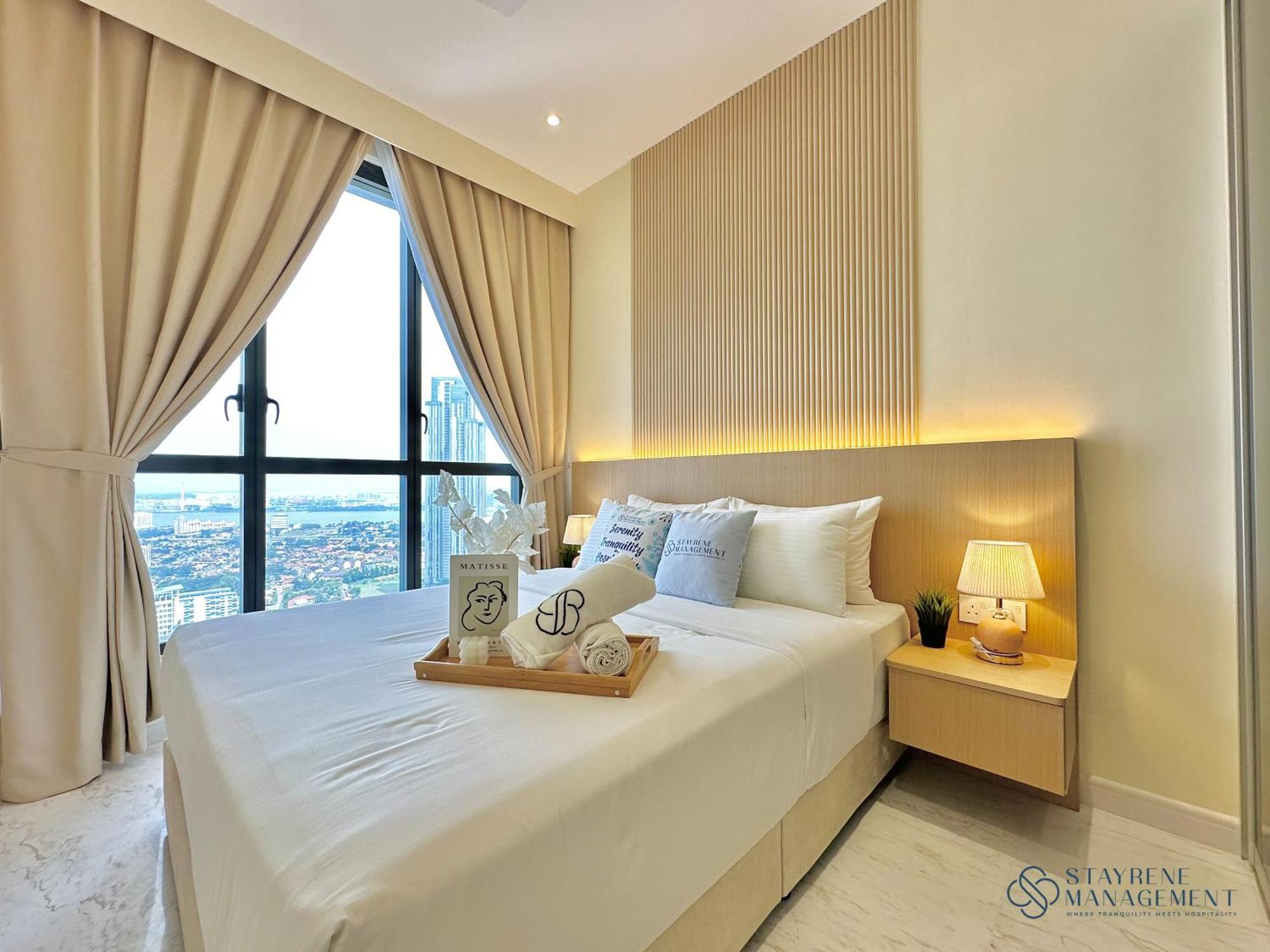 Apartemen Setia Sky 88 With Sunset View By Stayrene *