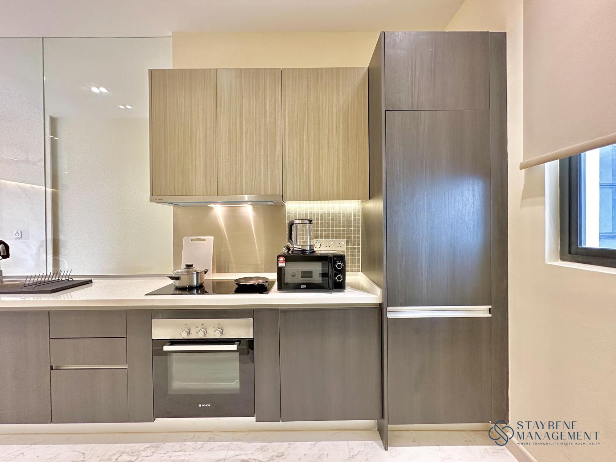 Apartemen Setia Sky 88 With Sunset View By Stayrene